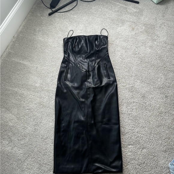 Khy Faux Leather dress - Picture 2 of 7